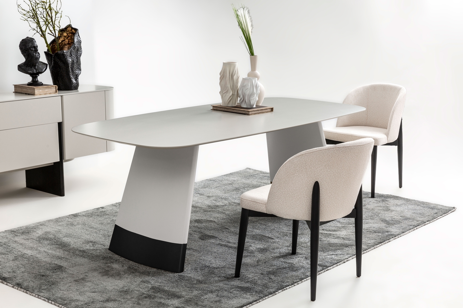 Light Gray - Black Tisch