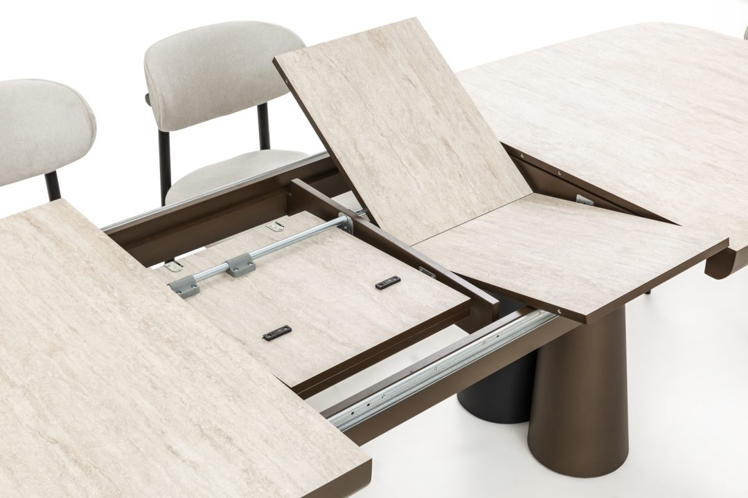 Afrodit Tisch – Bild 38